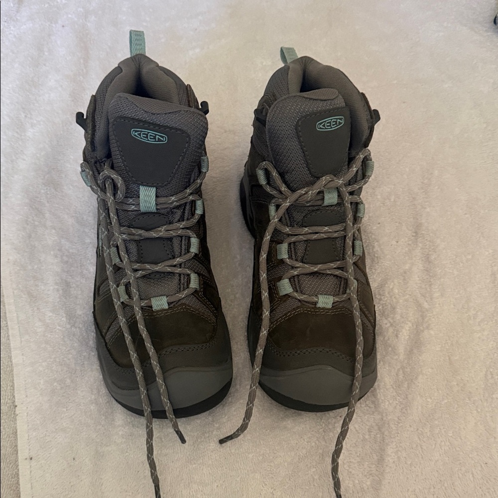 Keen Charcoal and Teal Outdoor Boots